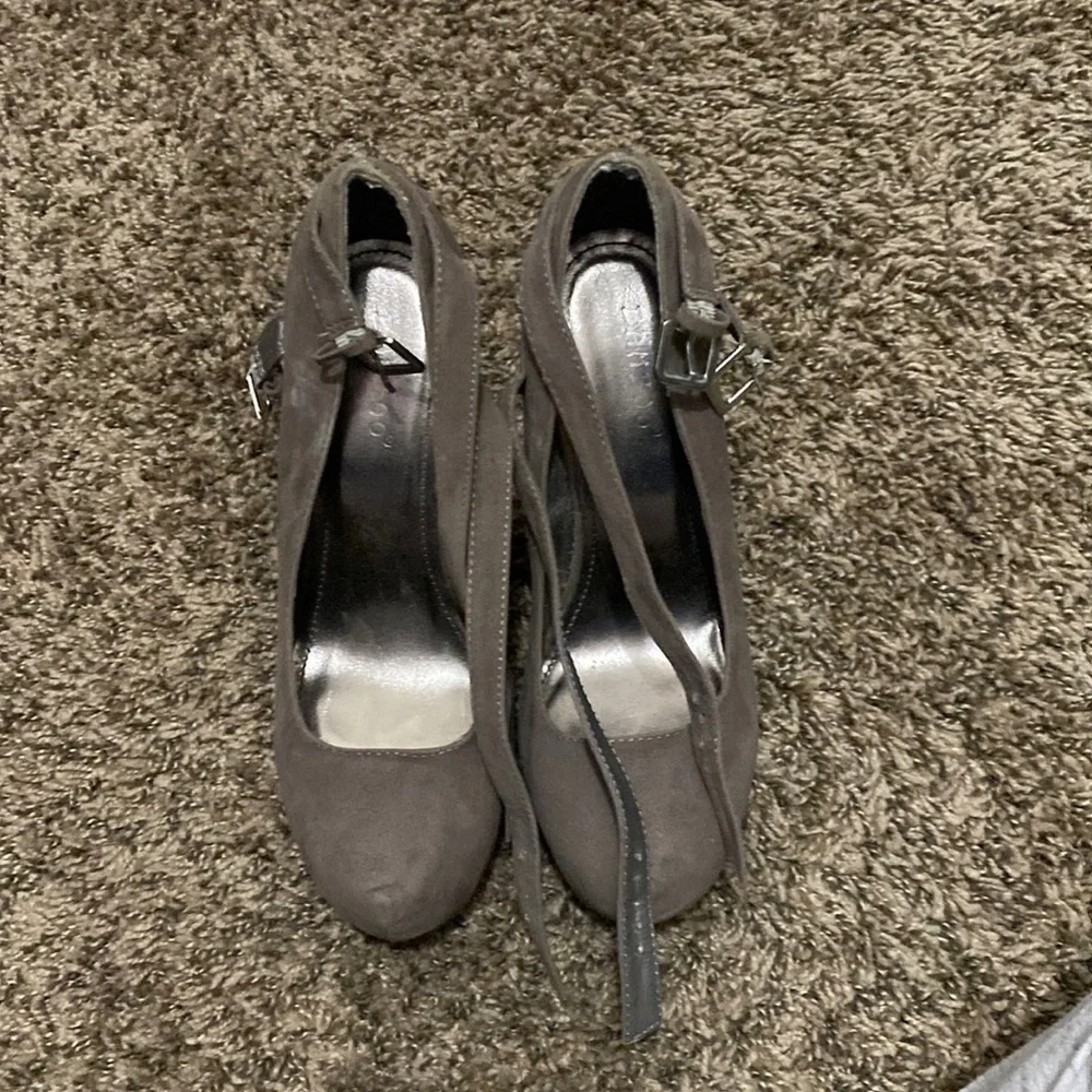 Wedges - Picture 1 of 6